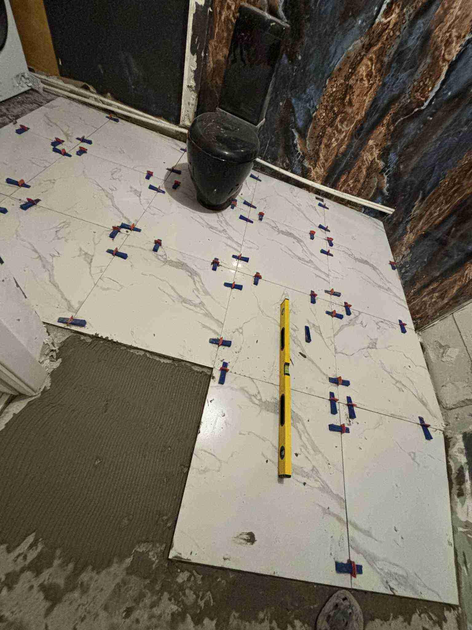 Prestam servicii interioare exterioare, cu noi nu dai gres (4/5)
