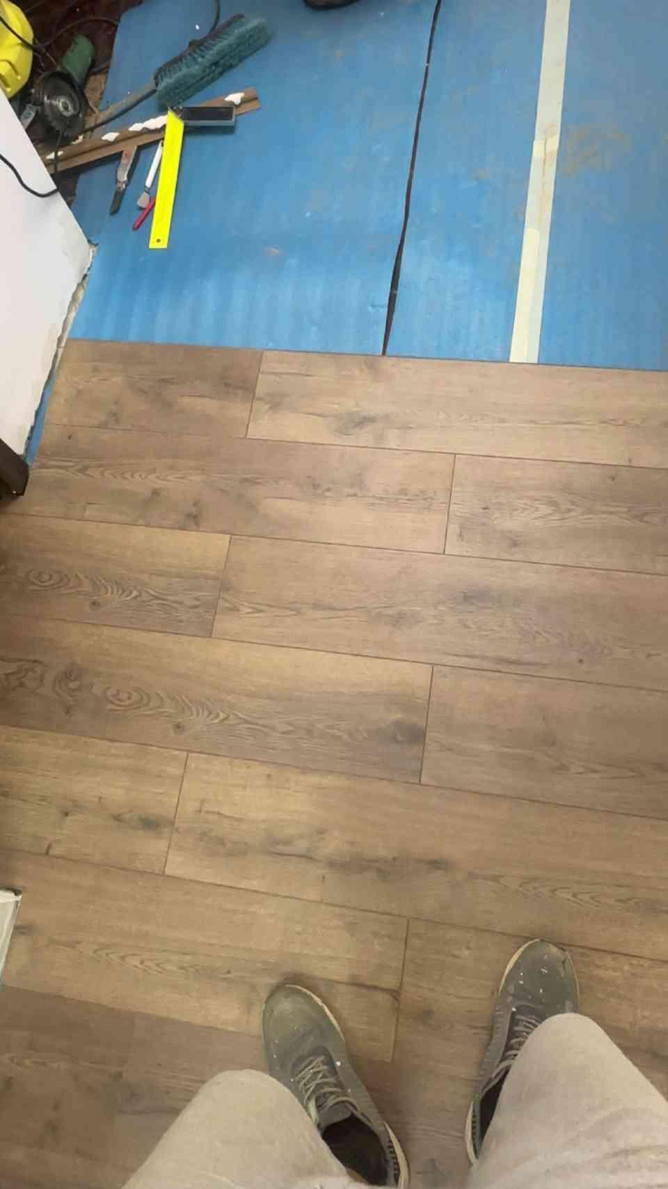 Full servicii. Electrica, sanitare , finsaje etc. (3/3)
