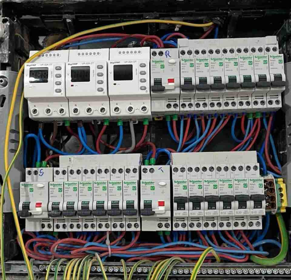 Inginer electric