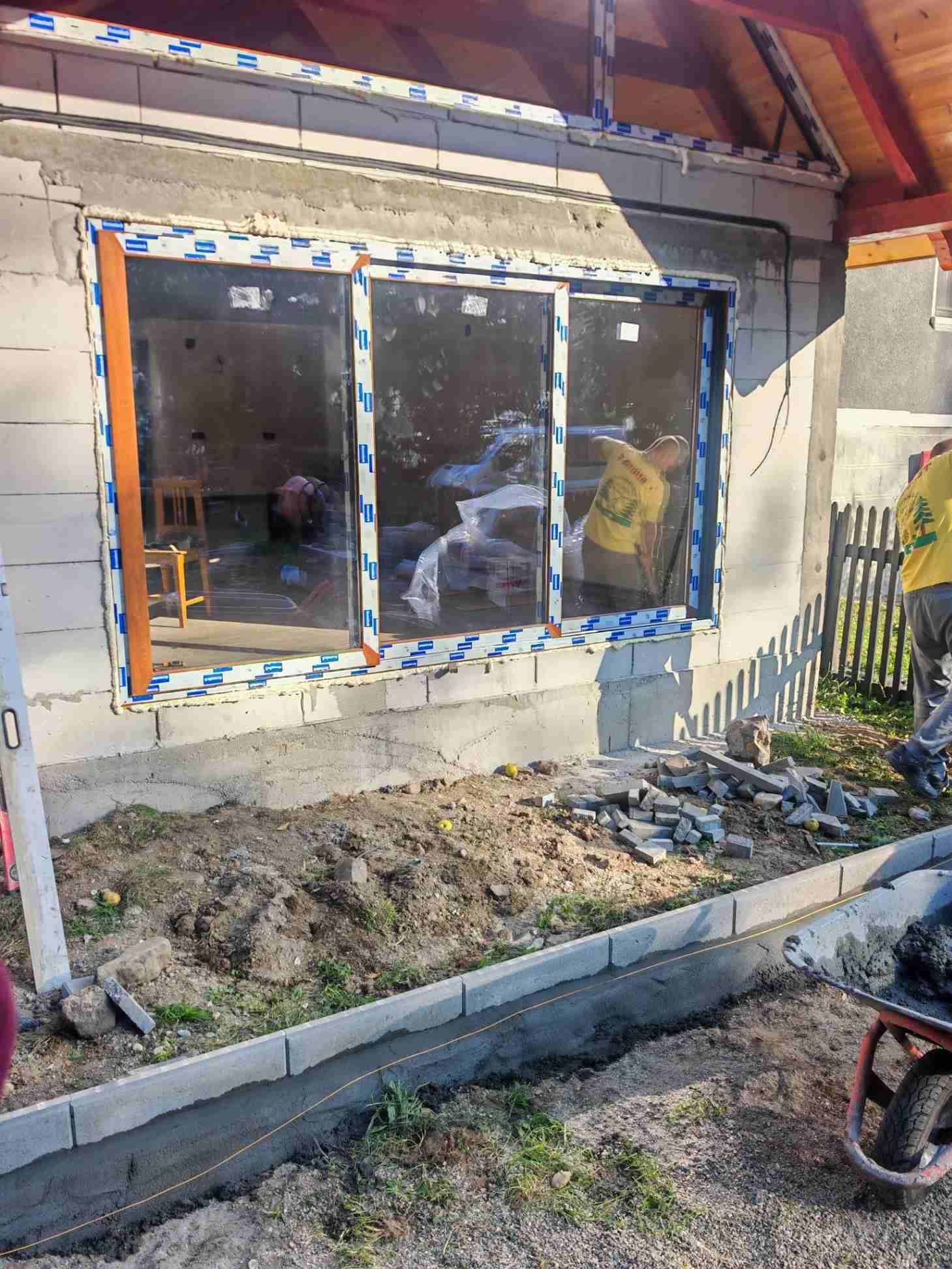 Reparații tâmplãrie PVC, aluminiu, ferestre usi (1/3)