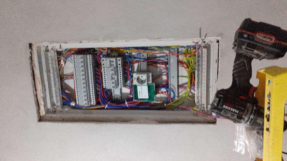 Electrician autorizat ANRE (5/5)