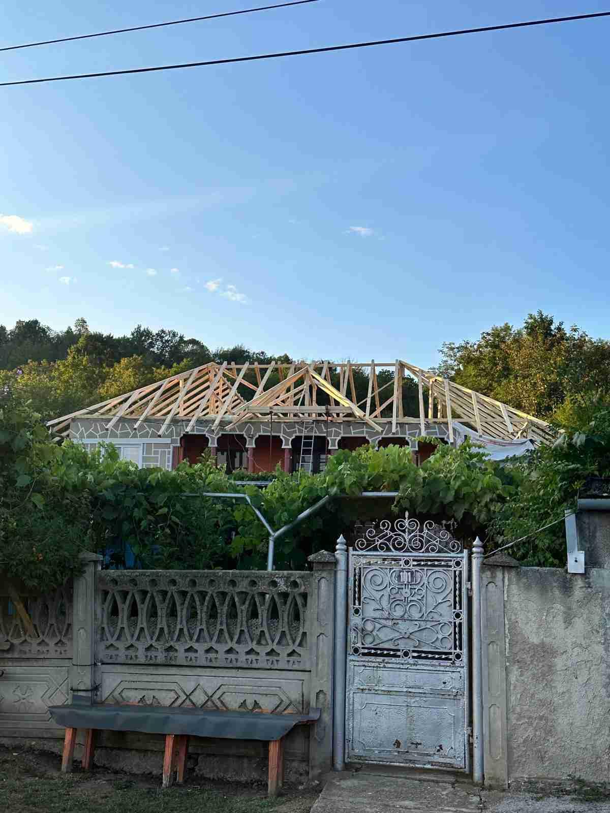 Montaj acoperisuri țiglă metalică (5/5)