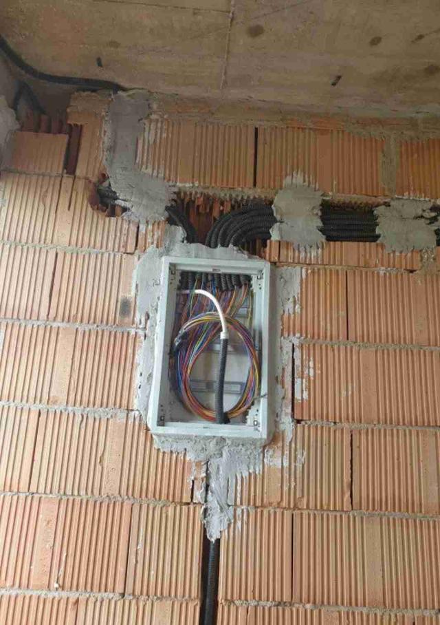 Imagine Indisponibilă