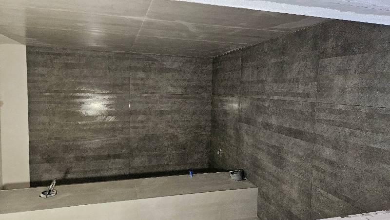 Finisaje interioare și montaj mobilă (2/5)