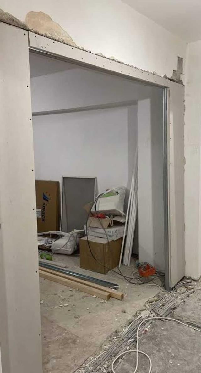 Imagine Indisponibilă