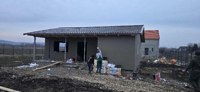 Imagine Indisponibilă