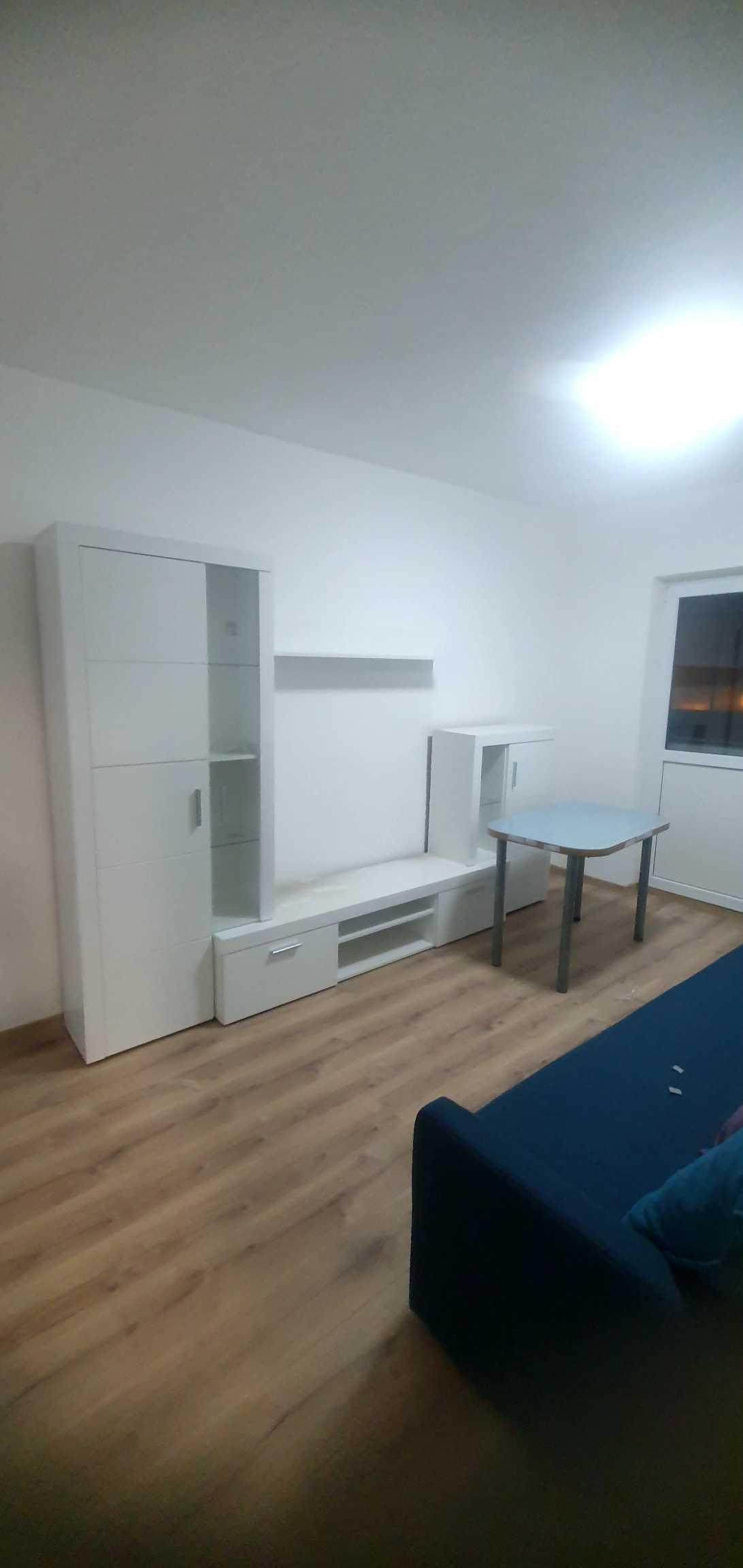 Montaj mobilier (4/4)