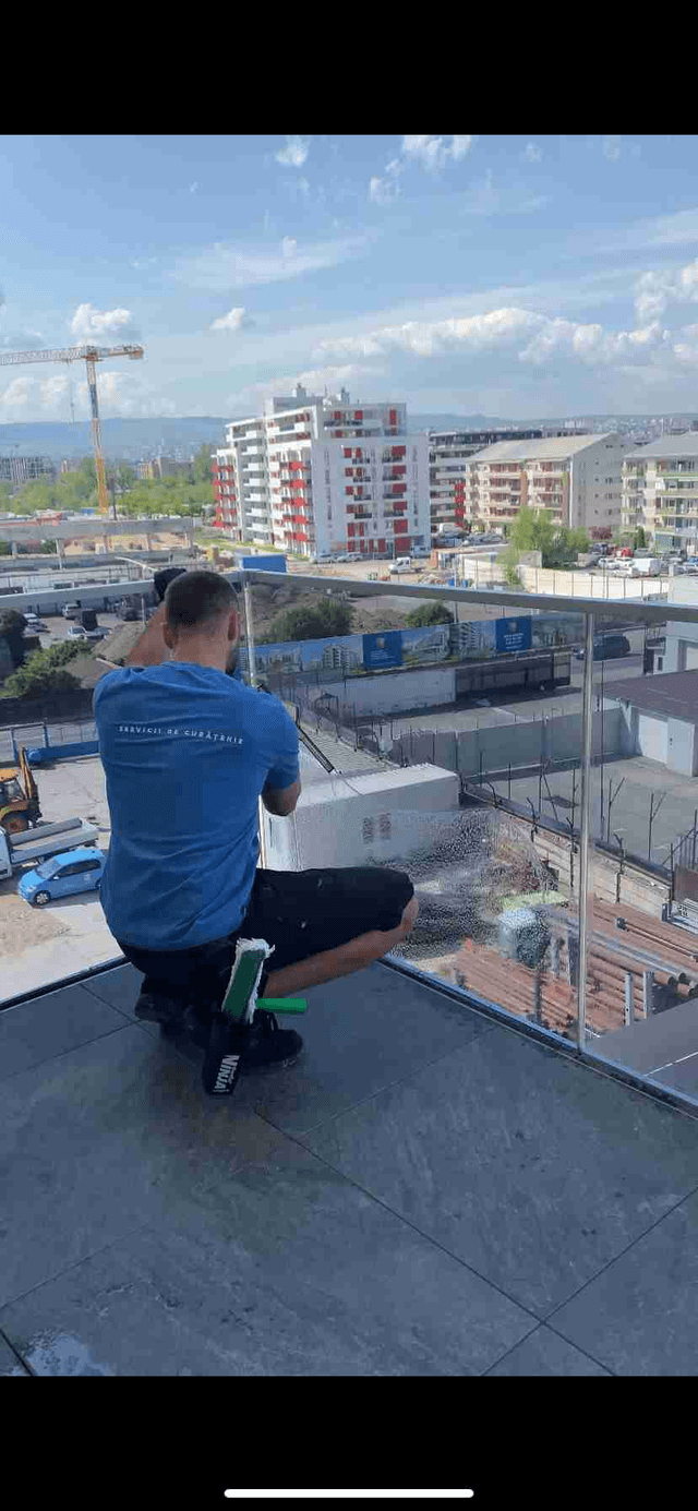 Imagine Indisponibilă