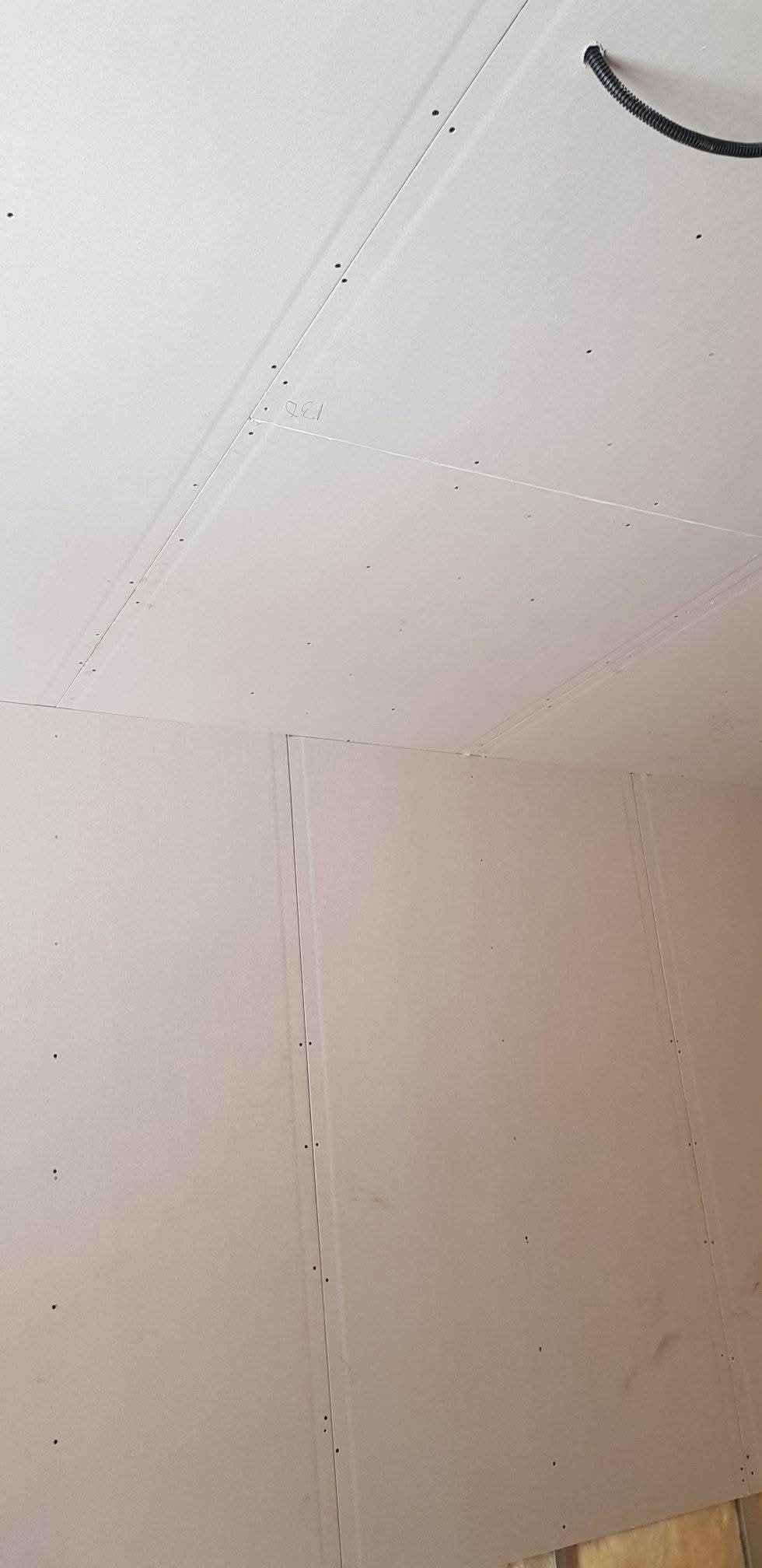 Finisări interioare (2/5)
