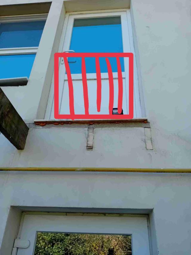 Imagine Indisponibilă