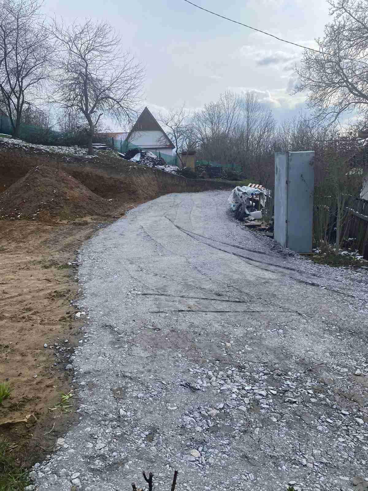 Excavații, terasamente, amenajări și transport (4/6)