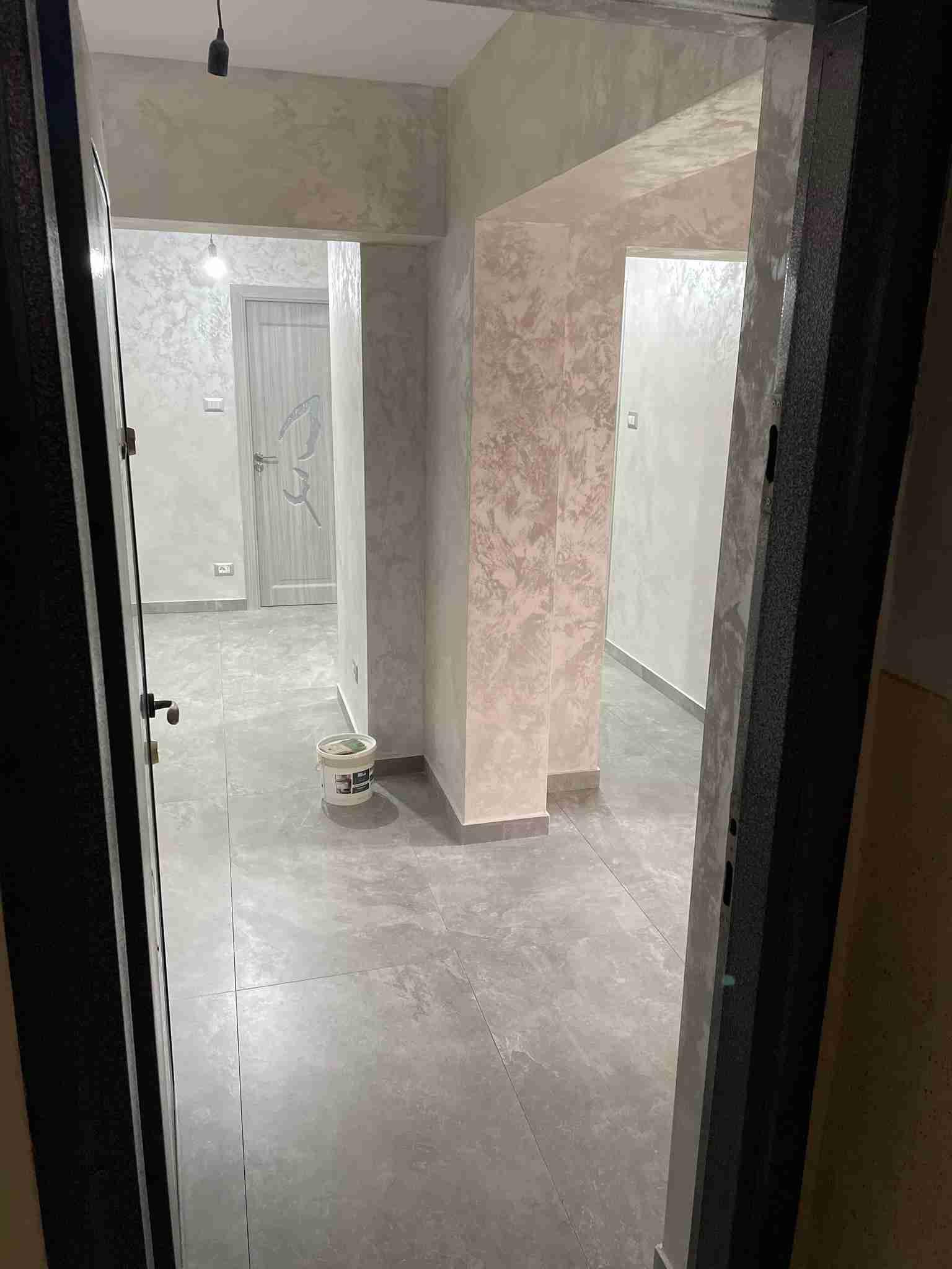 SLM CONSTRUCT S.R.L. Oferim servicii complete în amenajări interioare (3/5)
